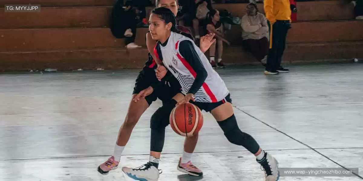 直播镜头锁定胜负悬念,你的呐喊永不迟到!📺